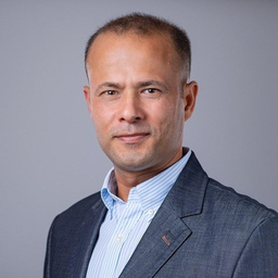 Mahmoud R